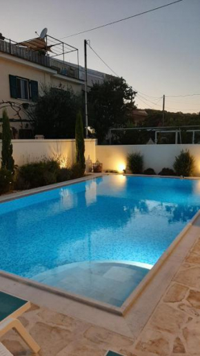 The Central Residence - Kassiopi Corfu Villas